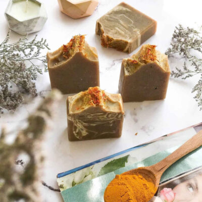 Savon naturel pour peau grasse au curcuma (x6)