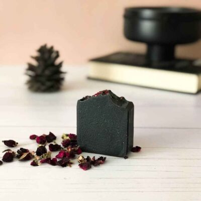 Savon noir naturel purifiant pour peau grasse (x6)