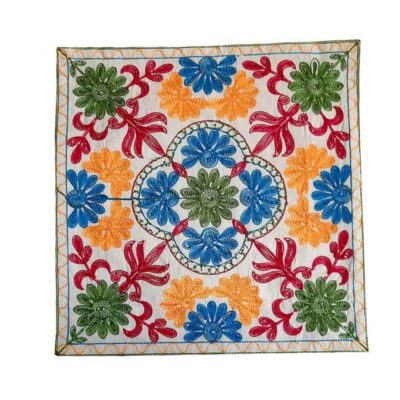 Housse de Coussin Brodée – Design Suzani Elham