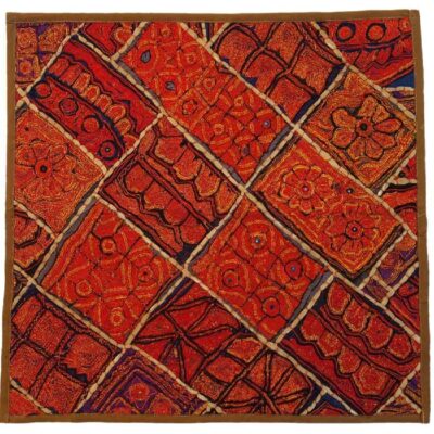 Nappe patchwork brodée Modèle Vania
