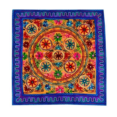 Nappe brodée à la main Balochi Modèle Sky
