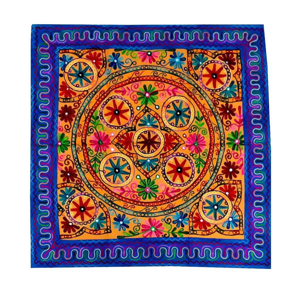 Nappe brodée à la main Balochi Modèle Sky