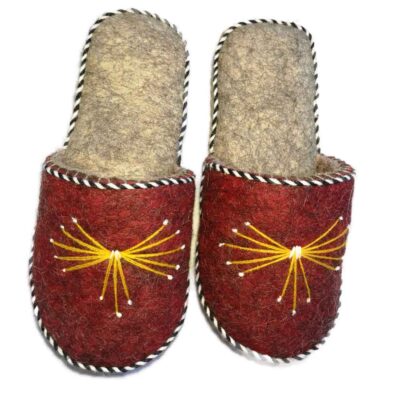 Pantoufles en feutre persan – Design unique