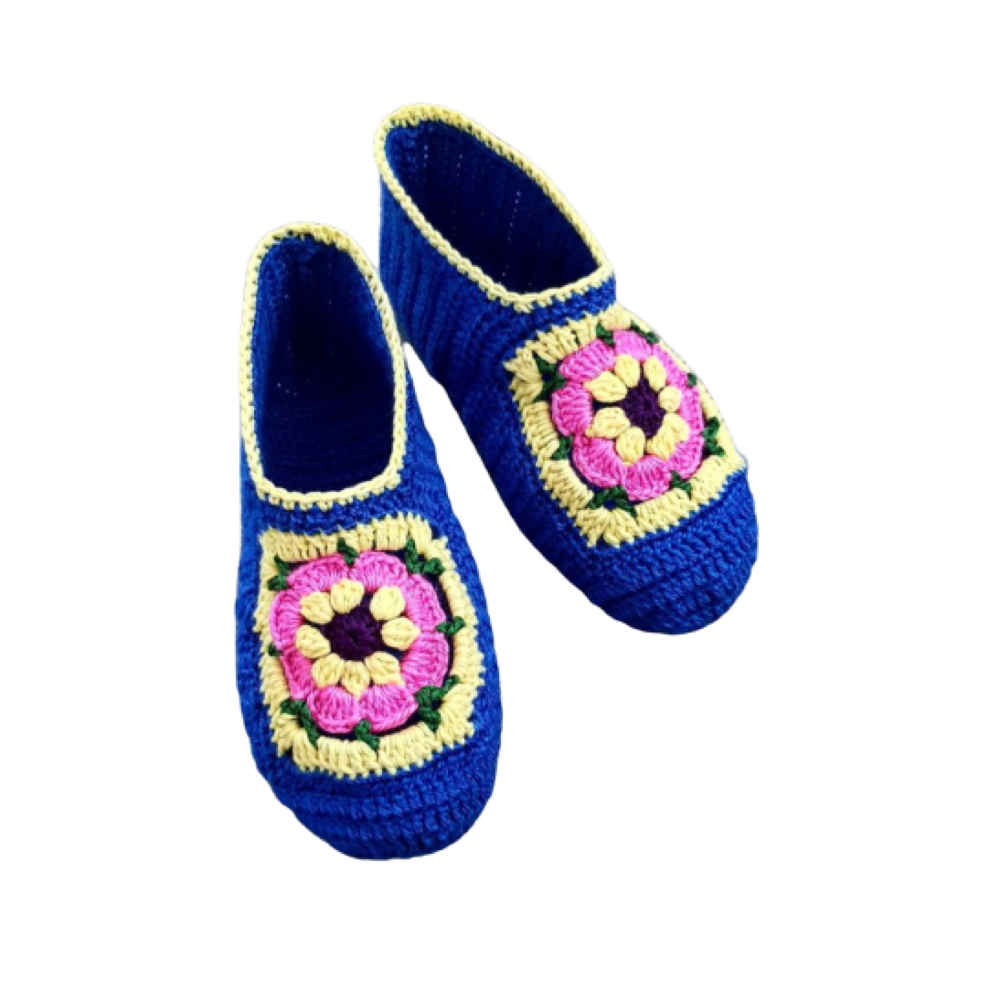 Chaussons au Crochet pour Femme en Coton Tricoté – Modèle Motif