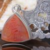 Pendentif en argent gravé persan avec pierre précieuse Agate Hassan