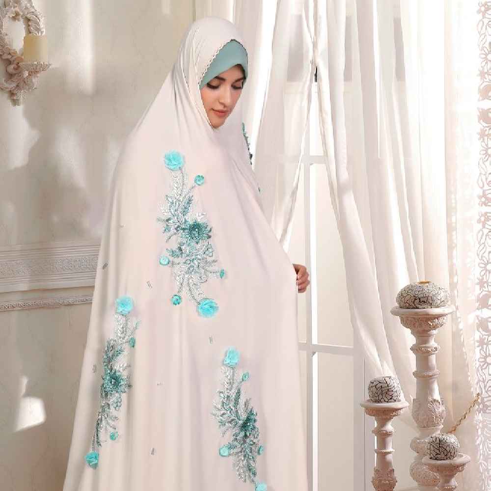Iranian Bride's Wedding Tchador Model Sara