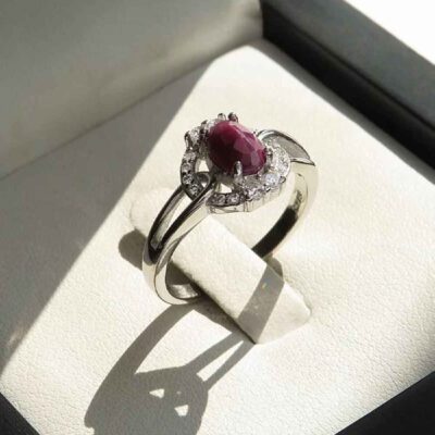 Bague de fiançailles en argent avec rubis rouge Bliss pour femmes Kiana Nastaran