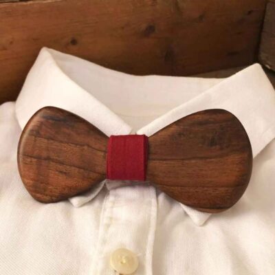 Nœud Papillon en Bois Artisan – Élégant Modèle Payam