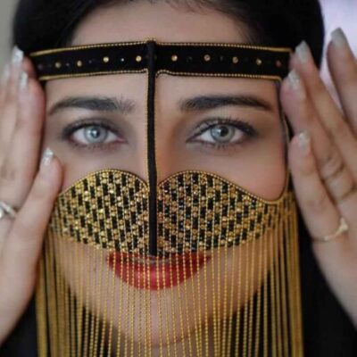 Burqa Omanienne Fait à la Main – Burqa du Golfe Modèle Asl