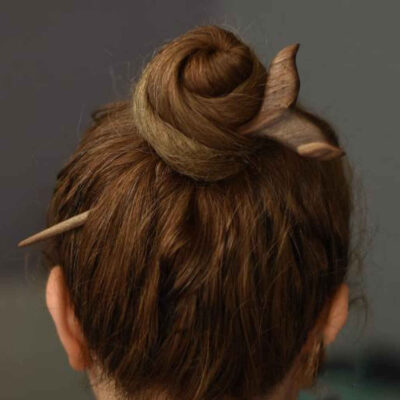 Bâtonnet de cheveux en bois fait main Design Matter Baleine Grande Taille