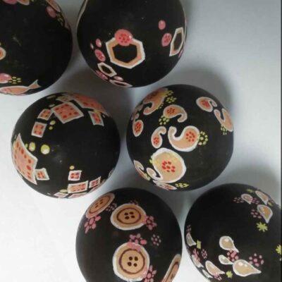 Œuf décoratif en céramique persane – Paisley