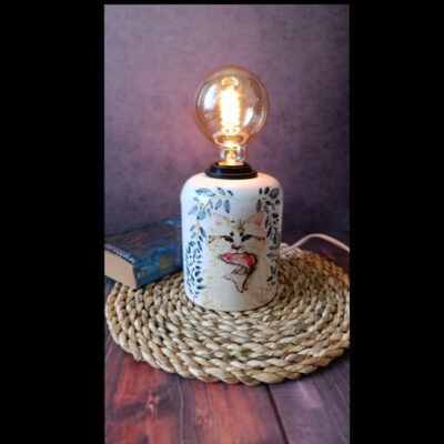 Lampe de table artistique en céramique faite main – chat