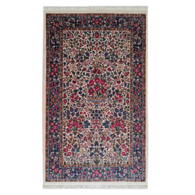 Tapis en laine persan noué à la main modèle Kiana
