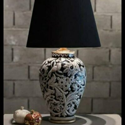 Lampe de table vase en céramique faite main avec abat-jour en tissu modèle Floral