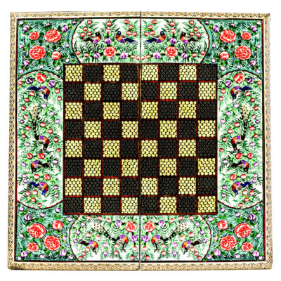 Plateau d’Échecs en Marqueterie Incrustée en Bois Persan Modèle Naghashi