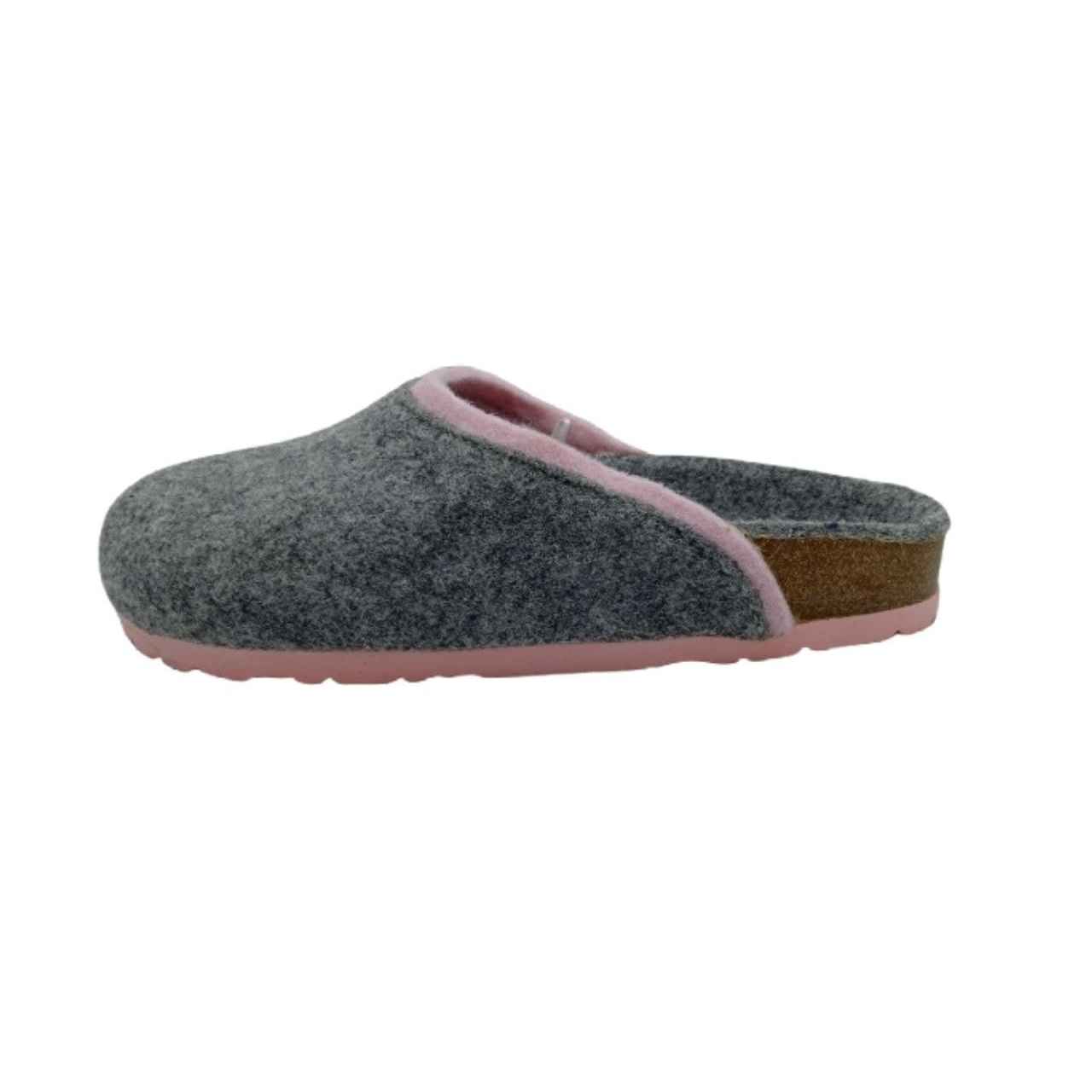 Chaussons Gris Doux pour Femme en Feutre – Élégants et Confortables