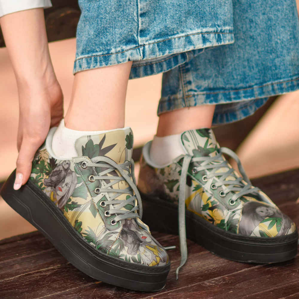 Baskets Imprimées Graffiti – Chaussures Décontractées Chic pour Femme – Modèle Elina