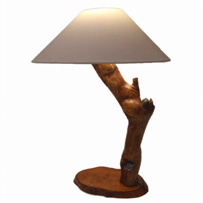 Lampe de table en bois rustique – design fantastique fait main