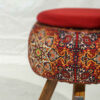 Pouf rond en velours avec pieds en bois inspiré de l'art persan bordeaux Fatima
