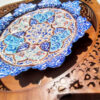 Assiette Décorative en Cuivre Peinte à la Main avec Émail Persan Minakari Katrin