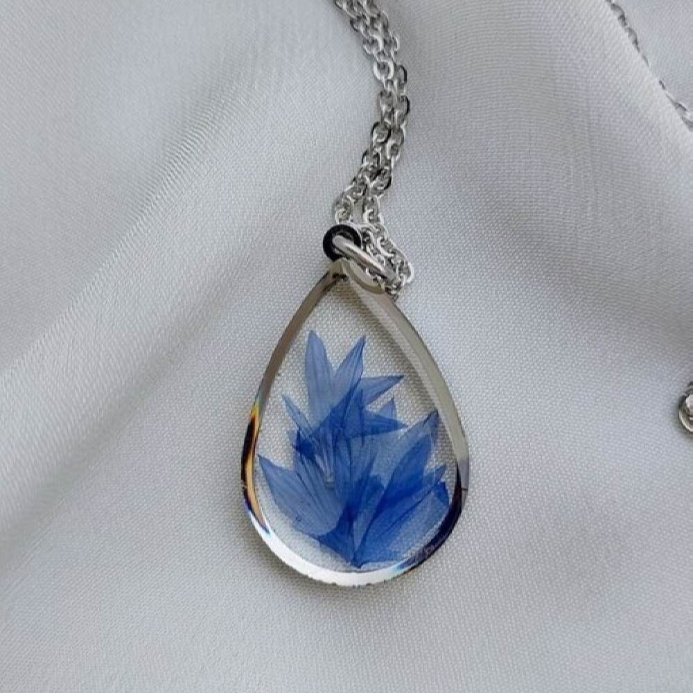 Pendentif Collier Résine Femme Artisanal Gandom