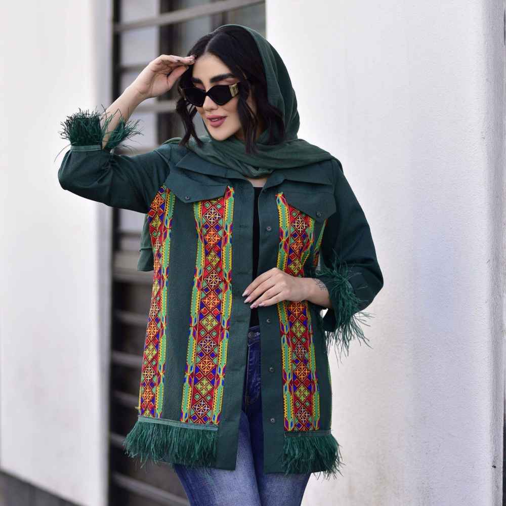 Manteau en jacquard persan modèle Atrisa