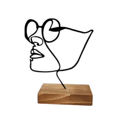Sculpture d’art figurine minimaliste en métal – Dokhtar