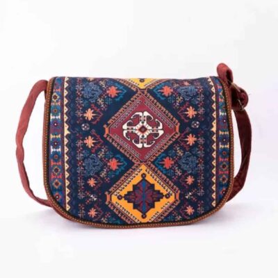 Sac à bandoulière fait main avec design géométrique