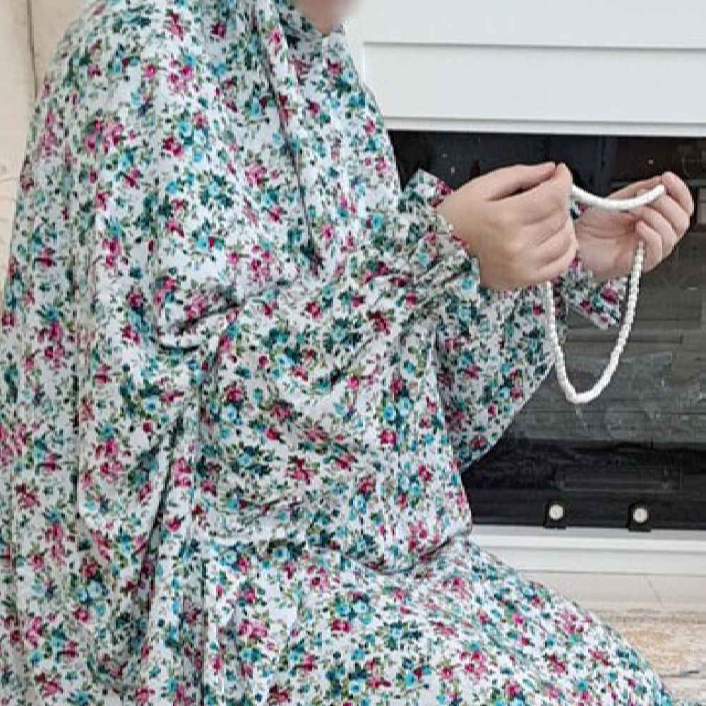 Tchador Islamique de Namaz avec Manches pour Femmes Idéal pour la Prière - Motif Floral Helma