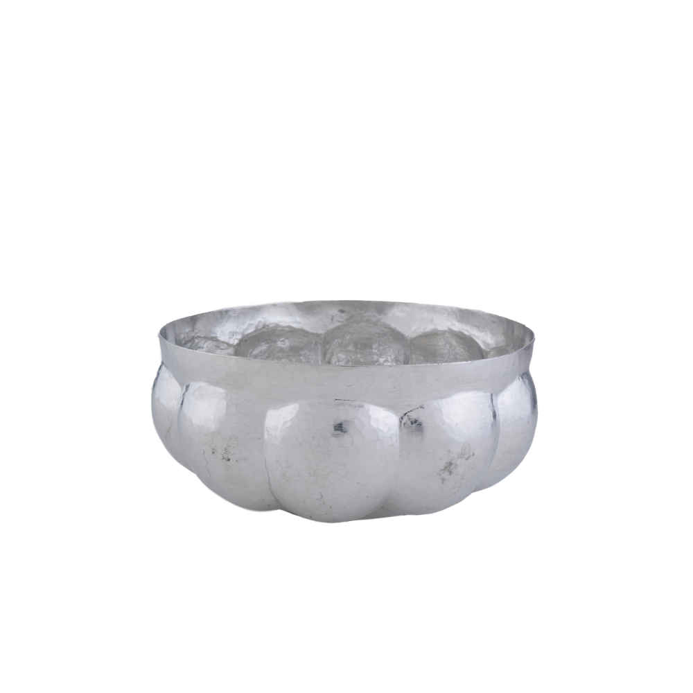 Bol de service en cuivre traditionnellement martelé et adapté pour les glaces Saljooghi