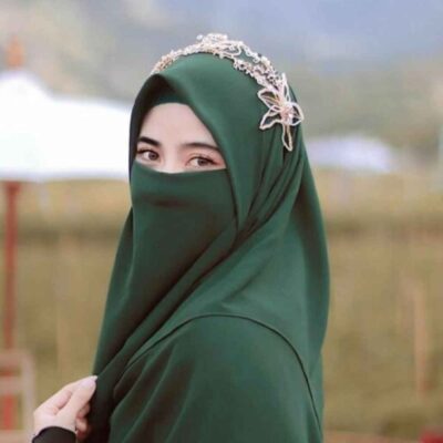 Foulard Carré Islamique Hunter Green & Niqab pour Femmes