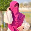 Foulard Carré en Crêpe Islamique Magenta & Niqab pour Femmes