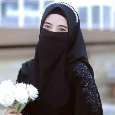 Foulard Carré Islamique Noir & Demi-Niqab pour Femmes