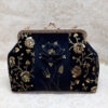 Pochette en velours brodée avec motif floral - Ella