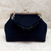 Pochette en velours brodée avec motif floral - Ella