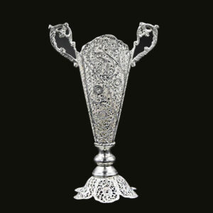 Vase décoratif en filigrane persan recouvert d’argent modèle Trumpet Ermia