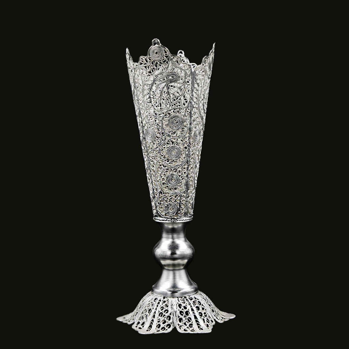 Vase décoratif en filigrane persan recouvert d'argent modèle Trumpet Nazanin