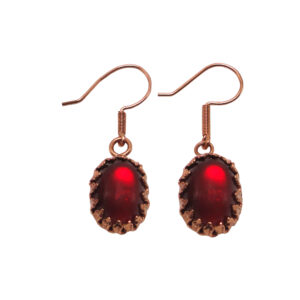 Boucles d’oreilles en cuivre faites à la main avec pierre rouge artificielle