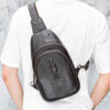 Sac bandoulière en cuir avec doublure en polyester coton