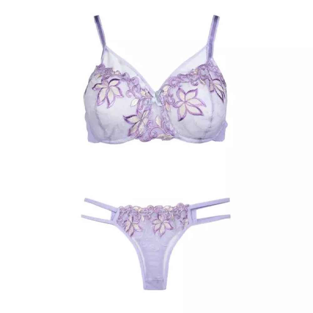 Ensemble de lingerie soutien-gorge en dentelle & string pour femmes en deux pièces
