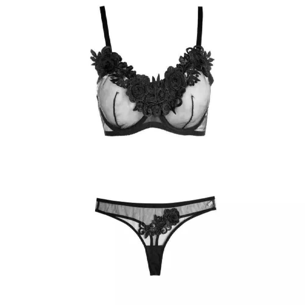 Ensemble de lingerie soutien-gorge sexy & string patchwork Guipure design floral