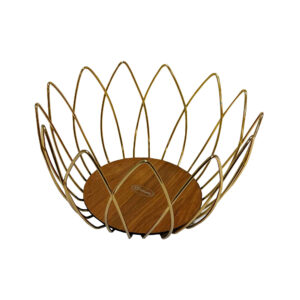 Panier à fruits en fil métallique avec base en bois modèle Lale