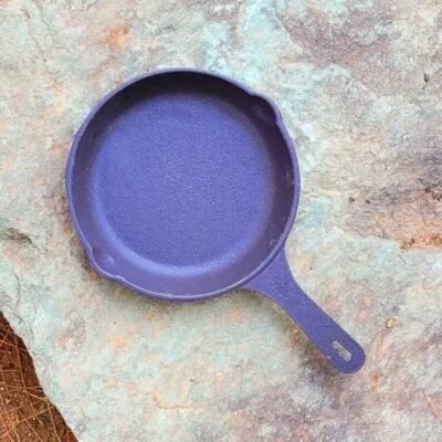 Poêle en Fonte pour Camping et Cuisine en Plein Air – 20 cm