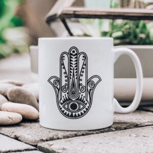 Tasse à Café en Céramique Islamique – Motif Main de Fatima Hamsa