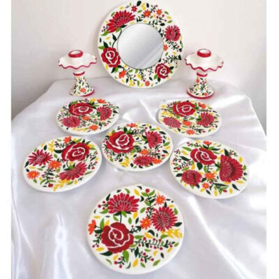 Élégant ensemble Haft-Seen en céramique avec motif floral – Pour Norouz