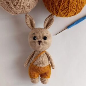 Amigurumi Lapin en Peluche Fait Main – Marron | 15,5 cm Doux et Câlin