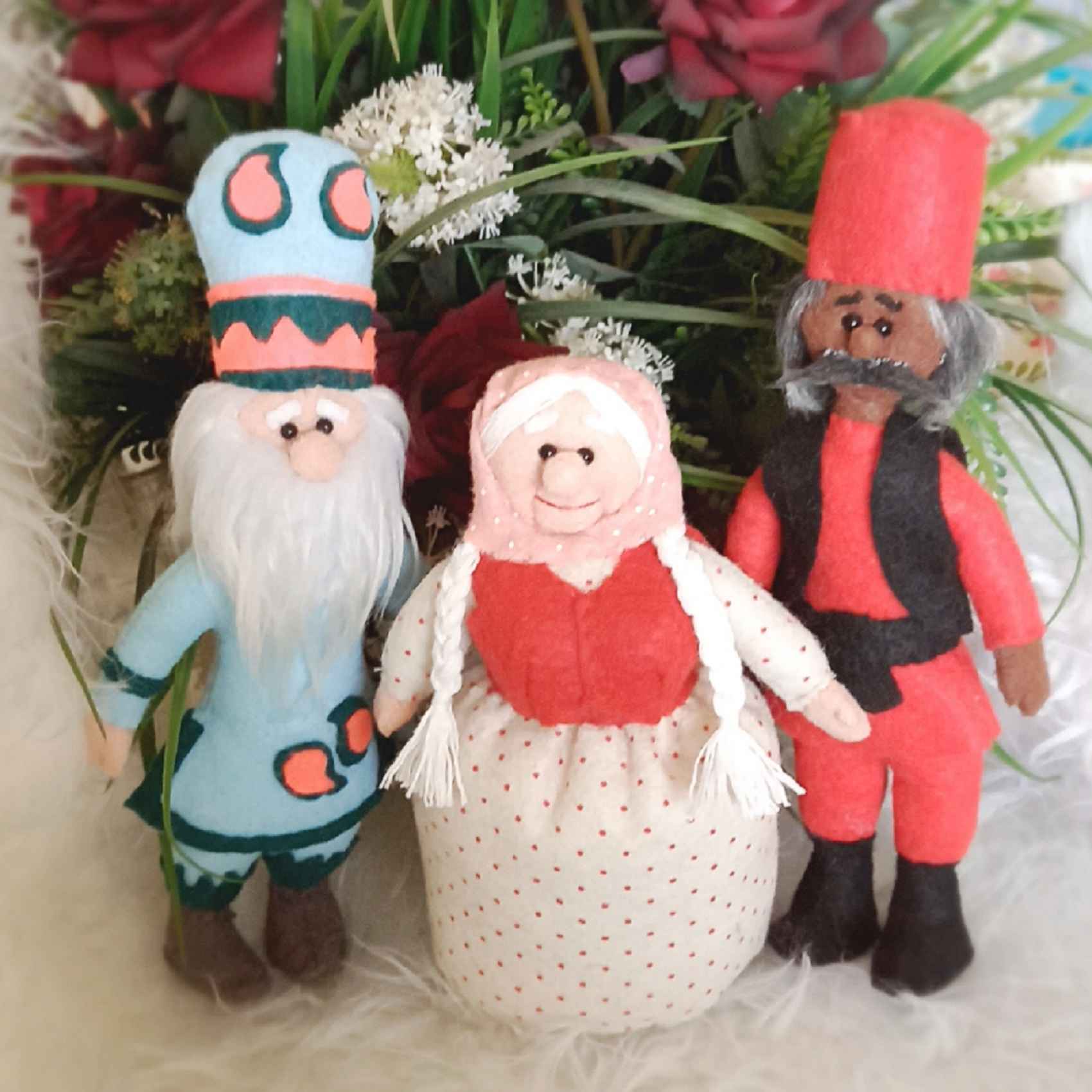 Ensemble de Poupées Hajji Firuz, Nane Sarma et Amu Norouz – Idéal pour la Déco Haft-Sin