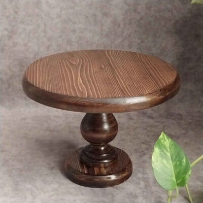 Présentoir à Gâteaux en Bois Style Rustique pour Réceptions Élégantes