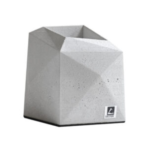 Mini vase en béton fait main design géométrique gris