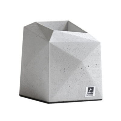 Mini vase en béton fait main design géométrique gris